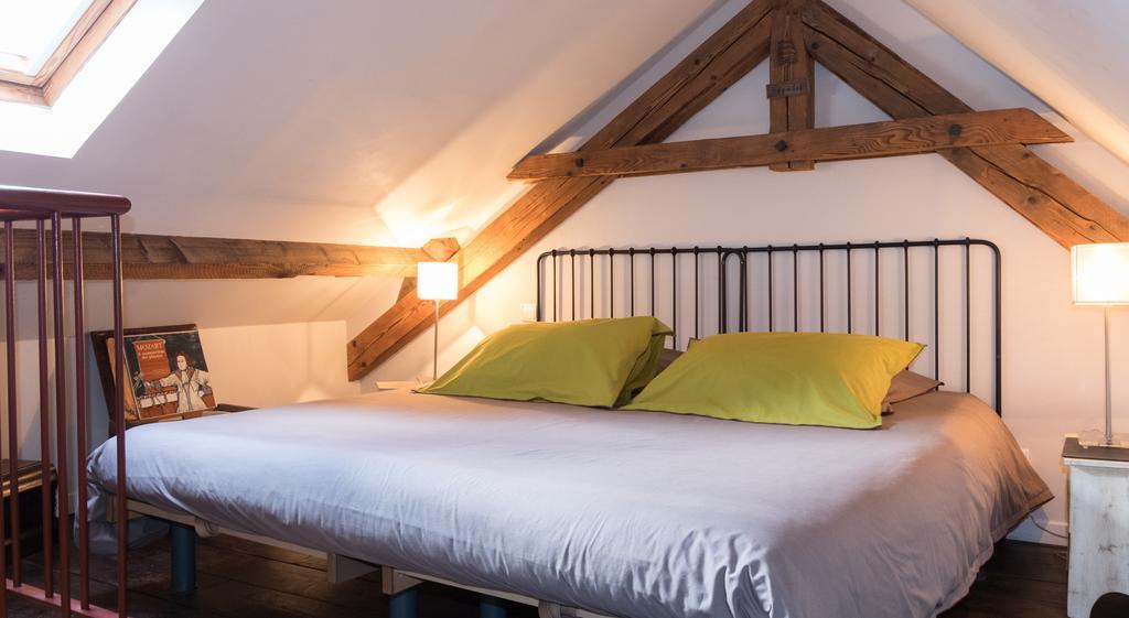 Les Petites Vosges Bed and Breakfast Bagnères-de-Bigorre Quarto foto