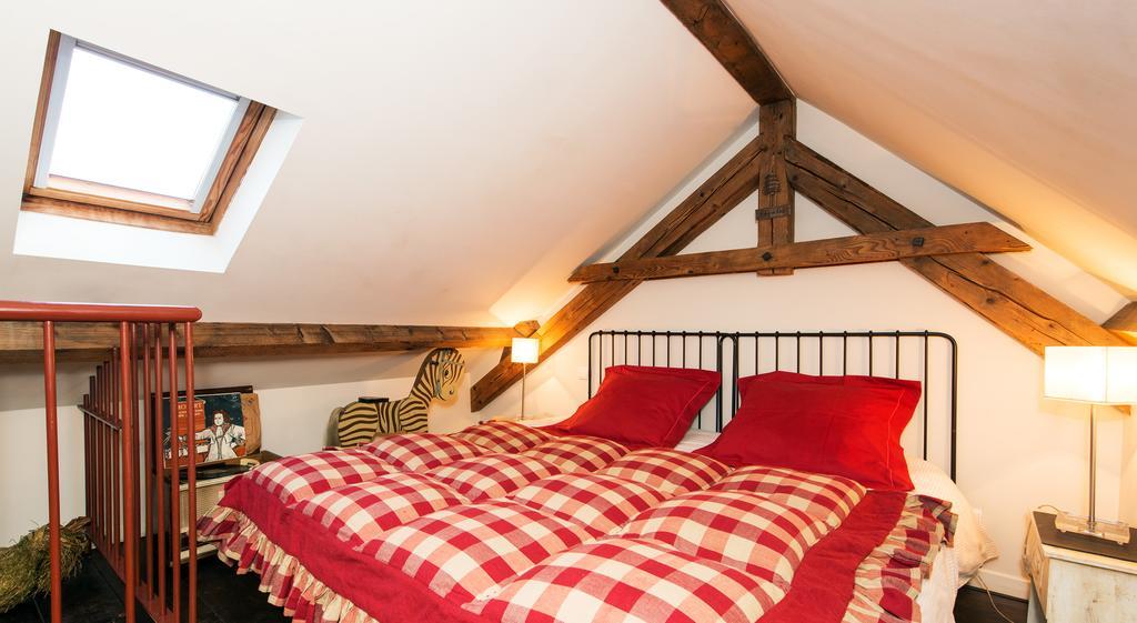 Les Petites Vosges Bed and Breakfast Bagnères-de-Bigorre Quarto foto